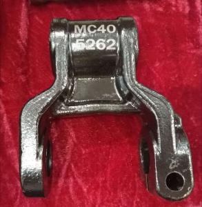 5T Spring Shackle MC405262